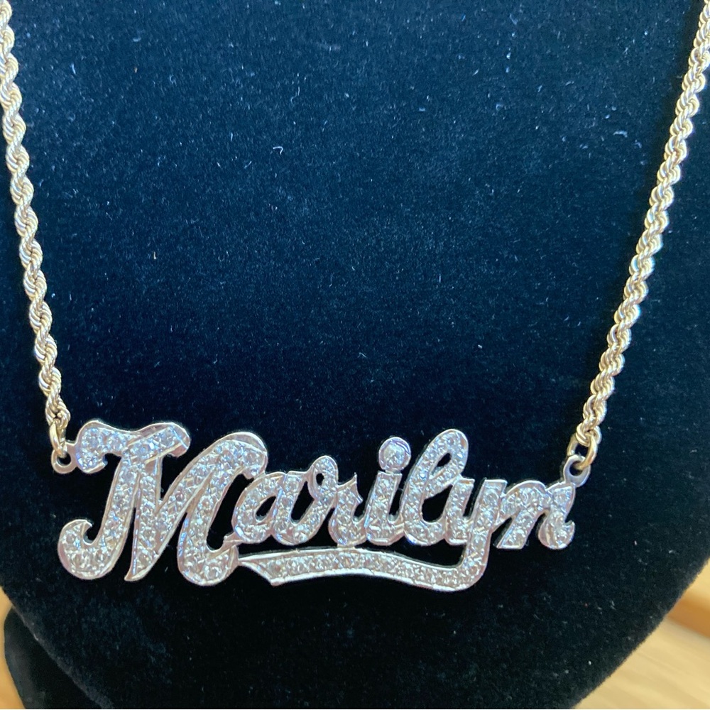 14K GOLD & DIAMOND NAMEPLATE ON ROPE CHAIN “ MARILYN”